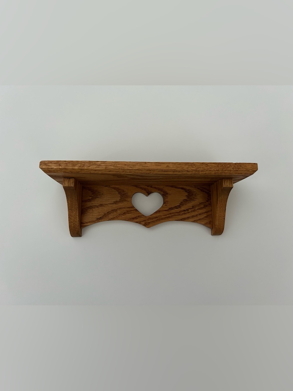 Vintage Wooden Heart Cutout Wall Shelf
Hanging
Cottagecore
Farmhouse
Decor
10”